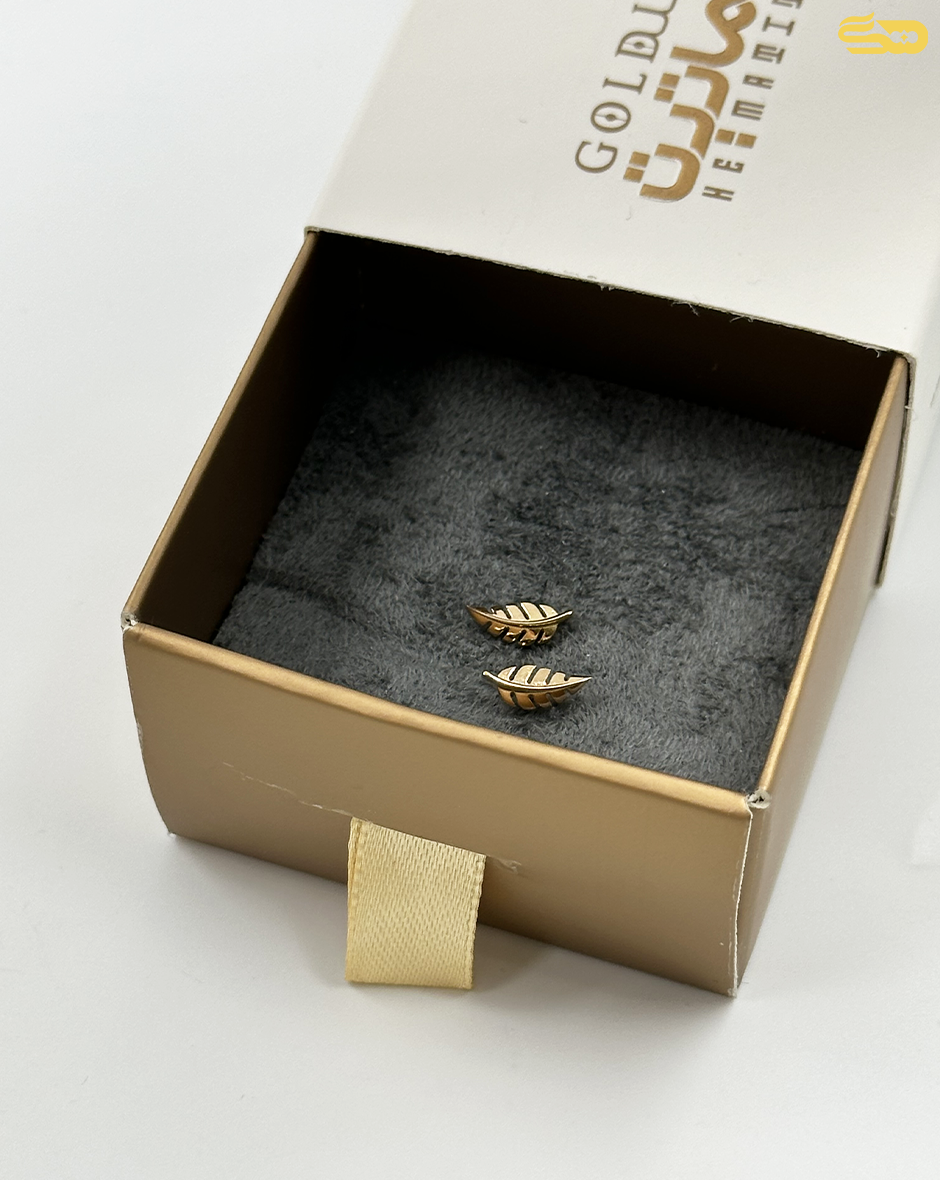 گوشوااره میخی برگی 