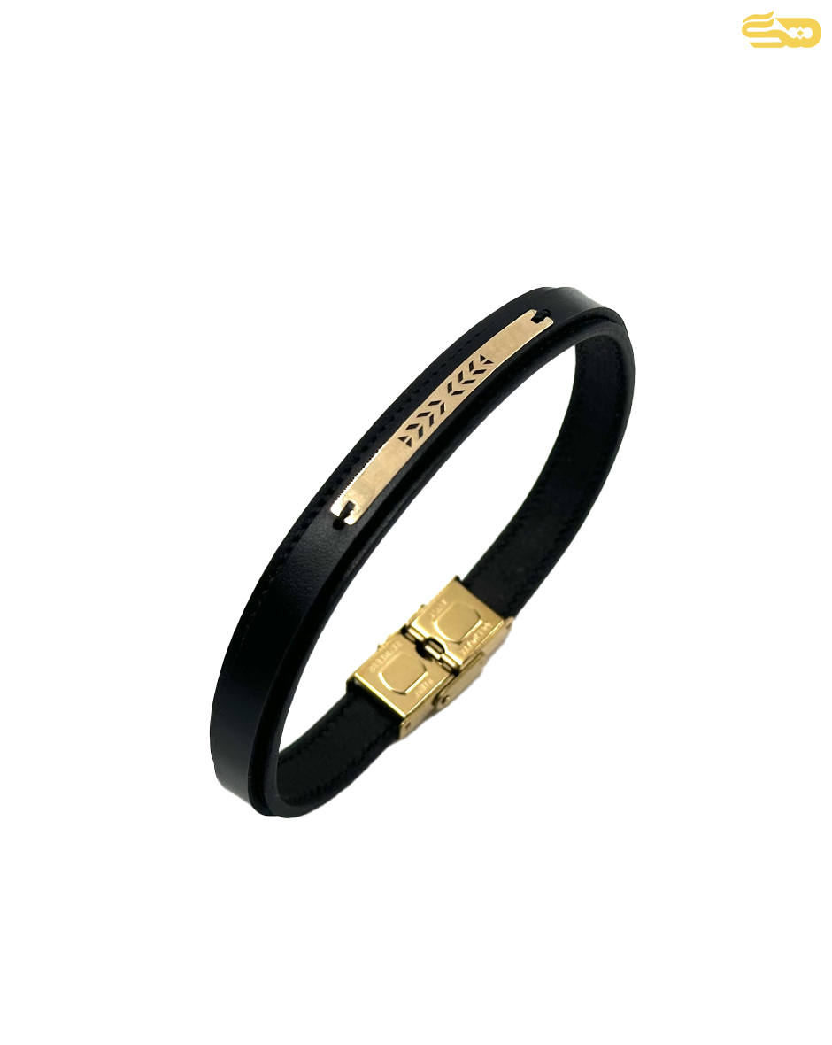 دستبند چرم هایکا 